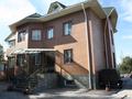 Отдельный дом · 9 комнат · 500 м² · 12 сот., мкр Тау Самал — Оспанова за 465 млн ₸ в Алматы, Медеуский р-н