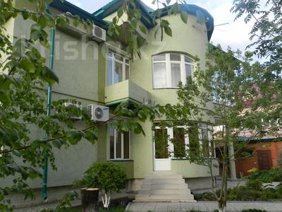 Отдельный дом · 7 комнат · 379 м² · 12 сот., Микрорайон Самал-3 5 за 87.5 млн 〒 в Уральске
