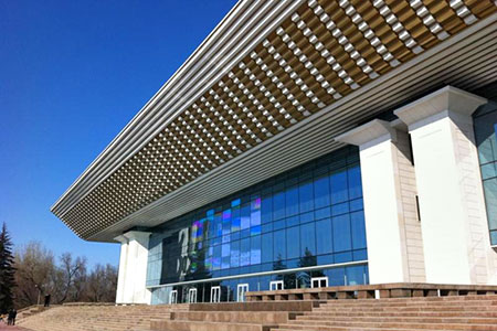 Историк архитектуры о реконструкции Дворца Республики в Алматы