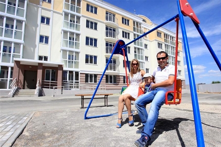 В Астане распределят сотни недорогих квартир