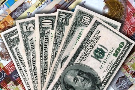 Нацбанк позволил курсу доллара колебаться сильнее