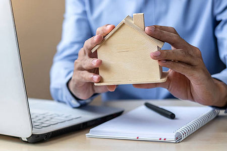 Как стать риелтором?