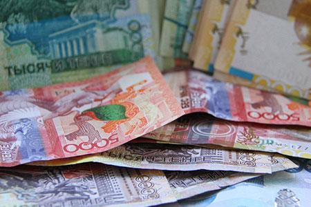 Эксперт: курс тенге может ослабнуть в&nbsp;краткосрочной перспективе