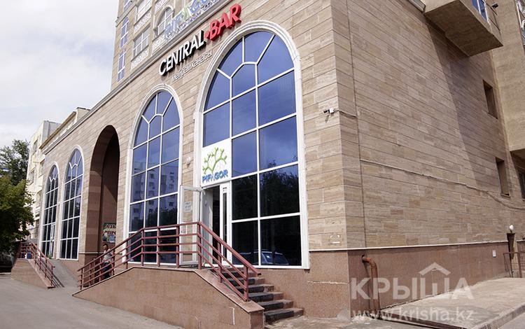 Абай на Победы — Абая