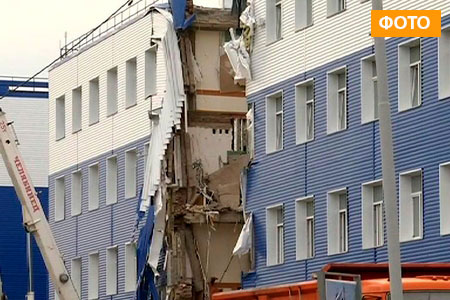 Новости: В Омске обрушилось здание казармы
