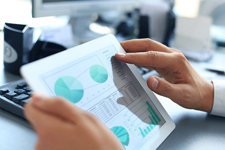 Цены на жильё в тенге продолжают расти