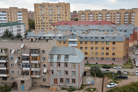 Акимат ищет страшные подъезды