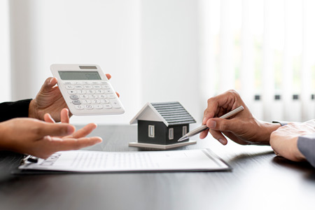 Заниженная цена в договоре купли-продажи: почему это опасно