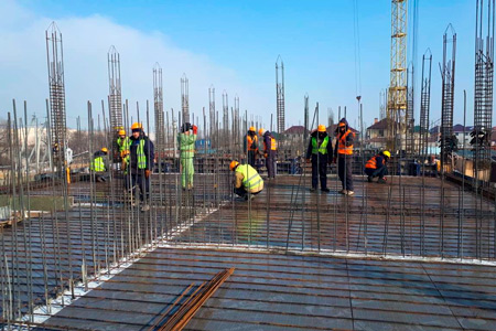 Депутат просит установить предельные цены на жильё по госпрограммам