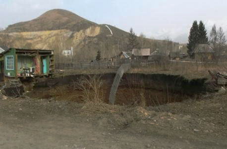 Хозяйка дома, провалившегося в Риддере, получила квартиру