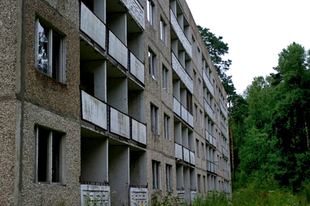 Очередников заселят в&nbsp;дома-призраки