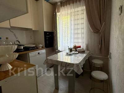 3-комнатная квартира · 57 м² · 4/4 этаж, мкр №10 за 36 млн ₸ в Алматы, Ауэзовский р-н