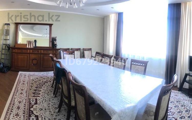 4-бөлмелі пәтер · 211 м² · 3/5 қабат, 13-й мкр 21, бағасы: 80 млн ₸ в Актау — фото 5