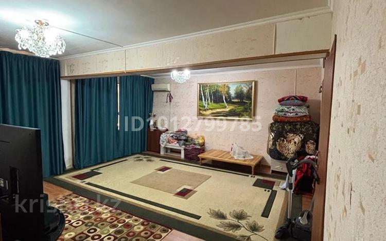3-комнатная квартира · 65 м² · 1/5 этаж, мкр шугыла — рядом кафе кулагер за 11.5 млн 〒 в  — фото 2