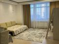 3-комнатная квартира, 103 м² помесячно, Нажимеденова 4 за 350 000 〒 в Астане, Алматы р-н — фото 2