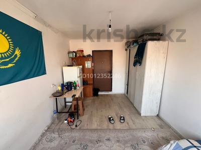 1-комнатная квартира · 13 м² · 3/4 этаж, мкр №6 55 — по улице Абая между Саина и Алтынсарина за 9.6 млн ₸ в Алматы, Ауэзовский р-н