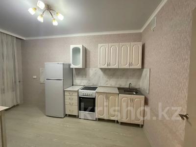 1-бөлмелі пәтер, 45 м², 4/4 қабат ай сайын, Бейбарыссултан 13, бағасы: 180 000 〒 в Астане, Сарыарка р-н