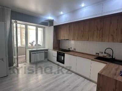 3-бөлмелі пәтер · 90 м² · 1/5 қабат, Алия Молдагулова 54а, бағасы: 38 млн ₸ в Актобе