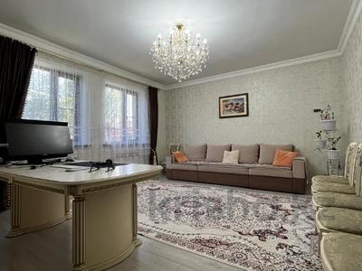 Отдельный дом · 4 комнаты · 103.8 м² · 10 сот., Республики 42 за 75 млн 〒 в Косшы