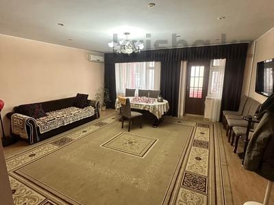 4-комнатная квартира, 78 м², 4/5 этаж, мкр.Каратал 1 за 24 млн 〒 в Талдыкоргане, Каратал