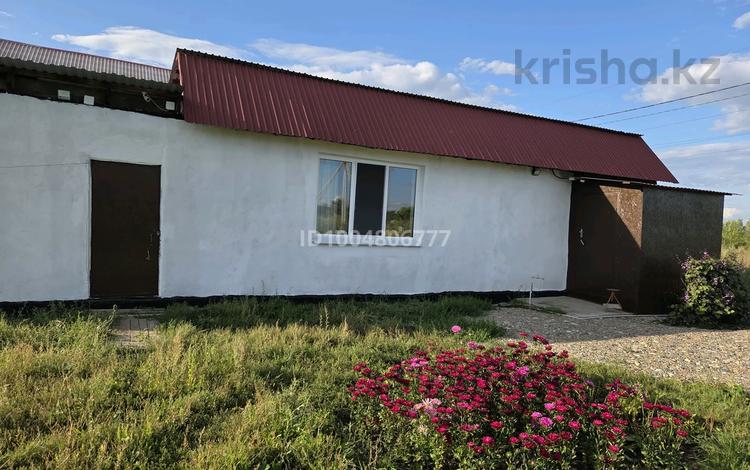 Отдельный дом · 2 комнаты · 40 м², Ш.Валиханова 23 за 10.5 млн ₸ в Усть-Каменогорске — фото 2