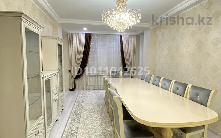 3-бөлмелі пәтер · 102 м² · 3/9 қабат, Айтеке би 2А — Айтеке би - Абая, бағасы: 72 млн ₸ в Таразе — фото 2
