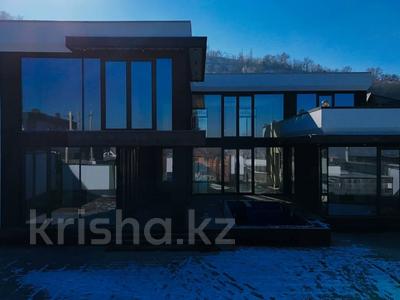 Продажа домов и дачи в Алматы: Отдельный дом · 6 комнат · 670 м² · 10 сот., мкр Горный Гигант — Hi-Tech за 600 млн 〒 Отдельный дом · 6 комнат · 670 м² · 10 сот., мкр Горный Гигант — Hi-Tech за 600 млн 〒 в Алматы, Медеуский р-н