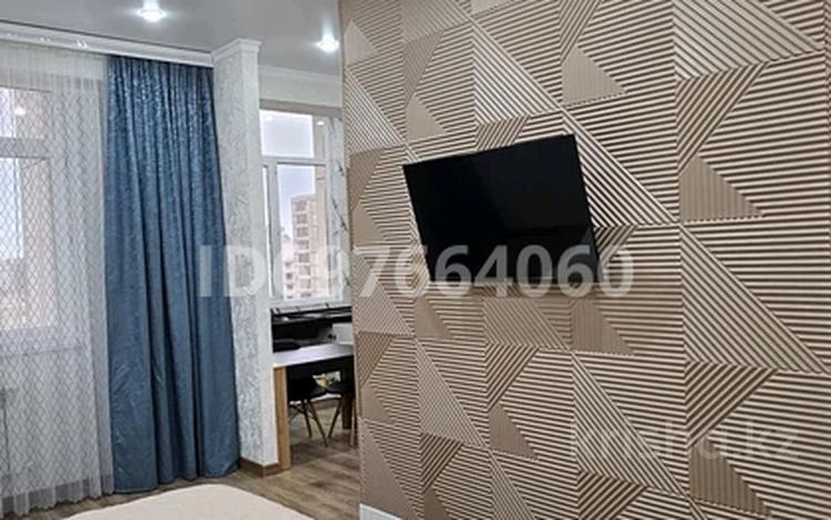 1-комнатная квартира · 50 м² · 9/10 этаж, 18 микрорайон 28 за 200 000 ₸ в Актау, 18-й мкр  — фото 2