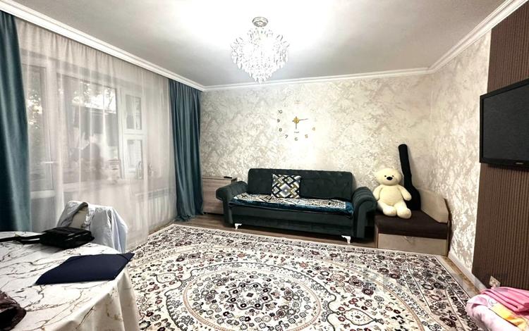 2-бөлмелі пәтер · 52 м² · 2/9 қабат, Юго-Восток ш/а., Рыскулова, бағасы: 21.5 млн ₸ в Караганде, Казыбек би р-н — фото 7