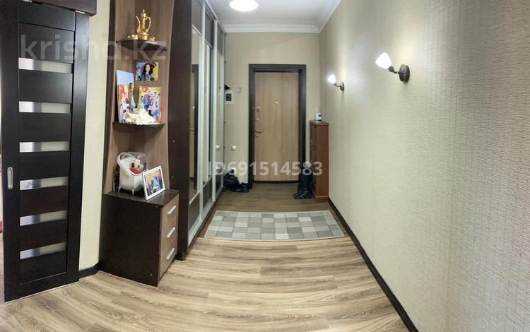 2-комнатная квартира, 87.4 м², 5/5 этаж, мкр. Алтын орда 10г — Тәуілсіздік