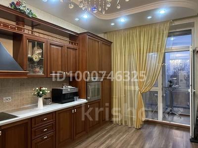 3-комнатная квартира · 190 м² · 5/11 этаж, Ак .Сатпаева 336 за 87 млн 〒 в Павлодаре
