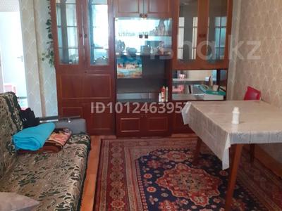 3-бөлмелі пәтер · 71 м² · 2/5 қабат, ул. Казахстан 82/1, бағасы: 38 млн ₸ в Усть-Каменогорске