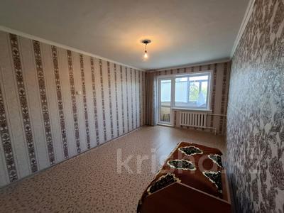 2-комнатная квартира · 44.5 м² · 5/5 этаж, Майкудук, Майкудук, 13й микрорайон 42 за ~ 8.5 млн 〒 в Караганде, Алихана Бокейханова р-н