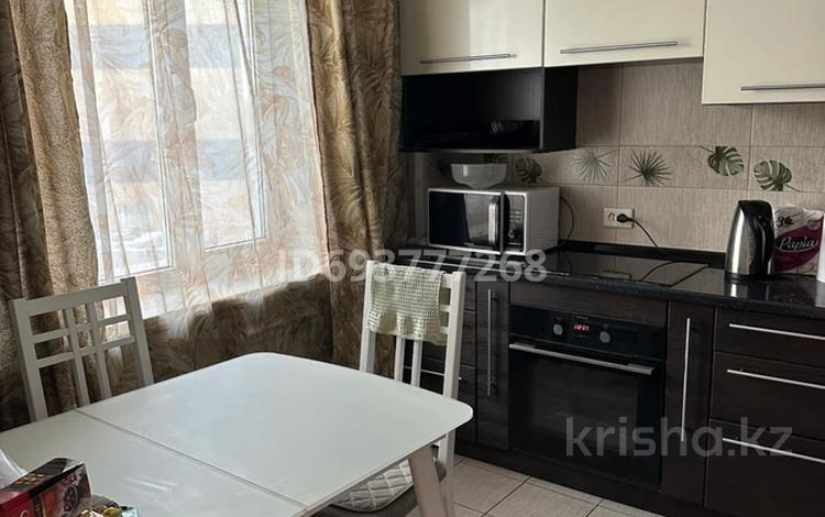 4-бөлмелі пәтер, 96 м², 2/9 қабат ай сайын, М-Жусупа 46, бағасы: 350 000 〒 в Экибастузе — фото 2