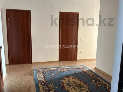 3-бөлмелі пәтер · 80.8 м² · 2/5 қабат, Байтерек ш/а. 32 — Возле школы, бағасы: 170 000 ₸ в Таразе, мкр Байтерек