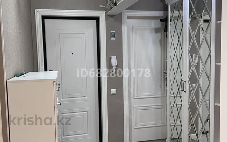 4-комнатная квартира · 100 м² · 2/5 этаж, мкр Сайрам 10 — Шаяхметова 65 школа за 40 млн ₸ в Шымкенте, Аль-Фарабийский р-н — фото 2