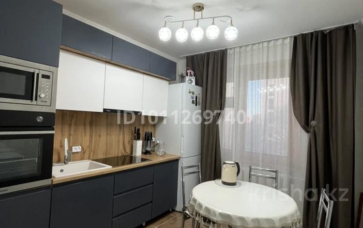 2-бөлмелі пәтер · 54 м² · 4/9 қабат, мкр Юго-Восток, Мкр Орбита 16 — Авторынок ,парк “Победы”, бағасы: 24 млн ₸ в Караганде, Казыбек би р-н — фото 2