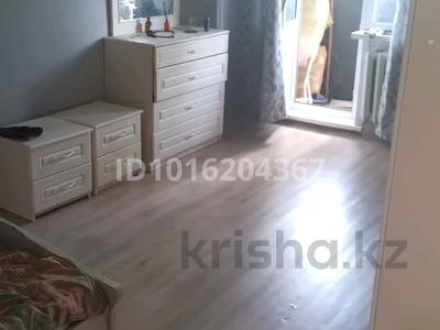 2-комнатная квартира · 48 м² · 3 этаж, Майкудук, Майкудук, 14й микрорайон 40 за 95 000 ₸ в Караганде, Алихана Бокейханова р-н