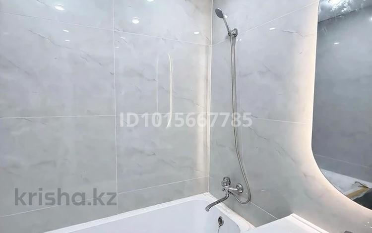 2-комнатная квартира · 56 м² · 4/9 этаж, Естая 83 — КВАРТИРА С НОВЫМ РЕМОНТОМ за 26.5 млн ₸ в Павлодаре — фото 16