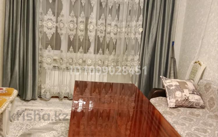 3 комнаты · 65 м² · 2/5 этаж, мкр Аса — Возле гимназии 49. и Сш 46 с подселением жить с хозякой за 130 000 ₸ в Таразе — фото 2