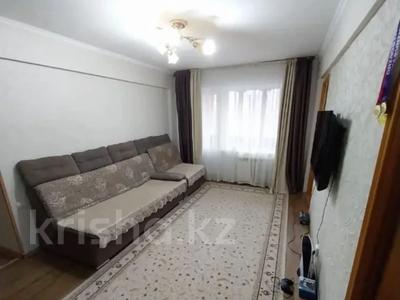 4-комнатная квартира · 60 м² · 3/5 этаж, Михаэлиса 17 за 23 млн 〒 в Усть-Каменогорске