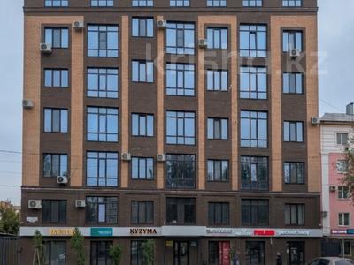 3-комнатная квартира · 100.2 м² · 3/5 этаж, Алии Молдагуловой за 46 млн ₸ в Уральске