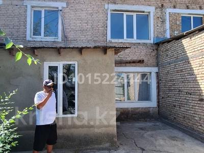 Отдельный дом · 4 комнаты · 76.8 м² · 3.8 сот., Жетісу 30 — Улица за 13 млн ₸ в Алматы