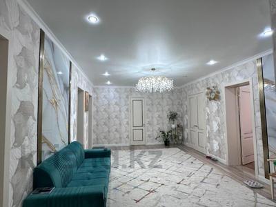 4-комнатная квартира · 160 м² · 2/5 этаж, мкр. Алтын орда за 59.3 млн 〒 в Актобе