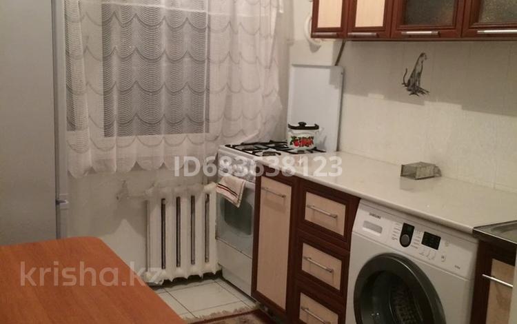 3-комнатная квартира, 80 м², 1/5 этаж помесячно, Авангард 9 за 130 000 〒 в Атырау, мкр Авангард-2 — фото 2