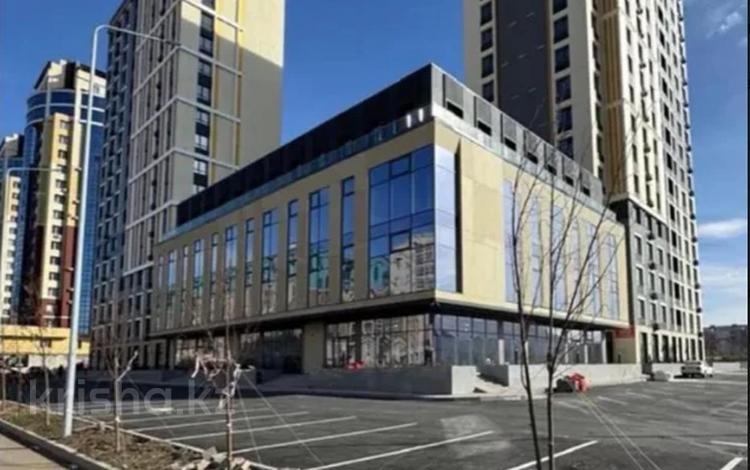 1-комнатная квартира · 43 м² · 11/17 этаж, мкр Юго-Восток, ​Камали Дюсембекова 83/3 за 22.8 млн ₸ в Караганде, Казыбек би р-н — фото 2