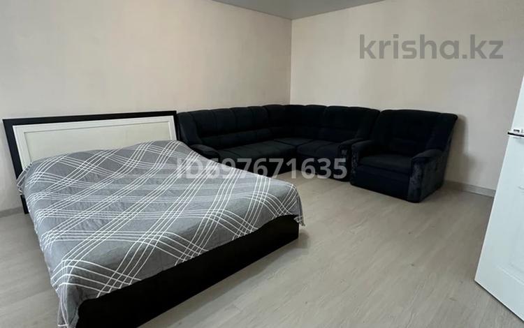 1-бөлмелі пәтер · 32 м² · 21/25 қабат, мкр Юго-Восток, Ашимова 26, бағасы: 250 000 ₸ в Караганде, Казыбек би р-н — фото 2