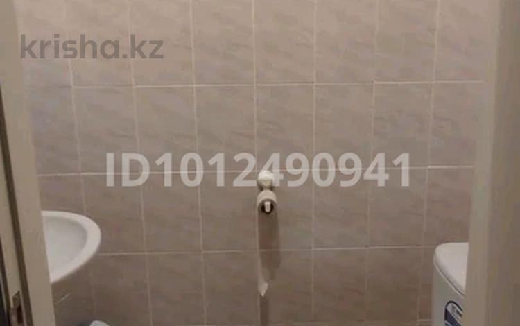 2-бөлмелі пәтер · 58 м² · 3/12 қабат, Кошкарбаева 1141, бағасы: 230 000 ₸ в  — фото 3
