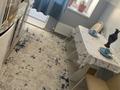 1-бөлмелі пәтер · 50 м² · 4/9 қабат, Нурсая 116 дом 116, бағасы: 8 000 ₸ в Атырау — фото 3