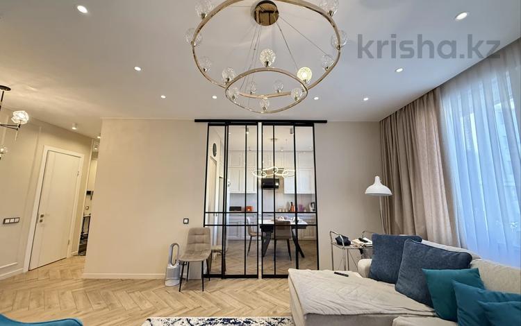 3-бөлмелі пәтер · 130 м² · 4/8 қабат, Мәңгілік Ел 42а, бағасы: 105 млн ₸ в Астане, Есильский р-н — фото 2